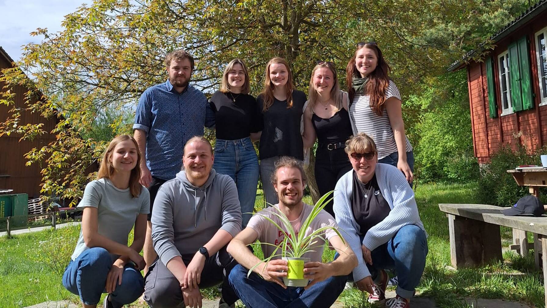 Das neunköpfige Leitungsteam in den Sommerlager-Vorbereitungen