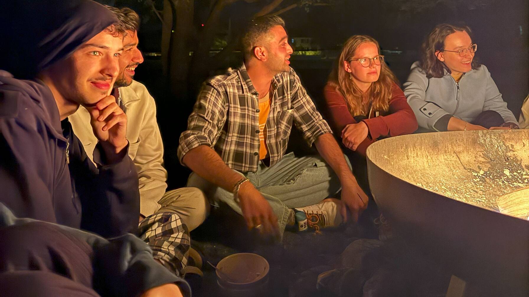 Wir genossen gemütliche Stunden am Lagerfeuer. 