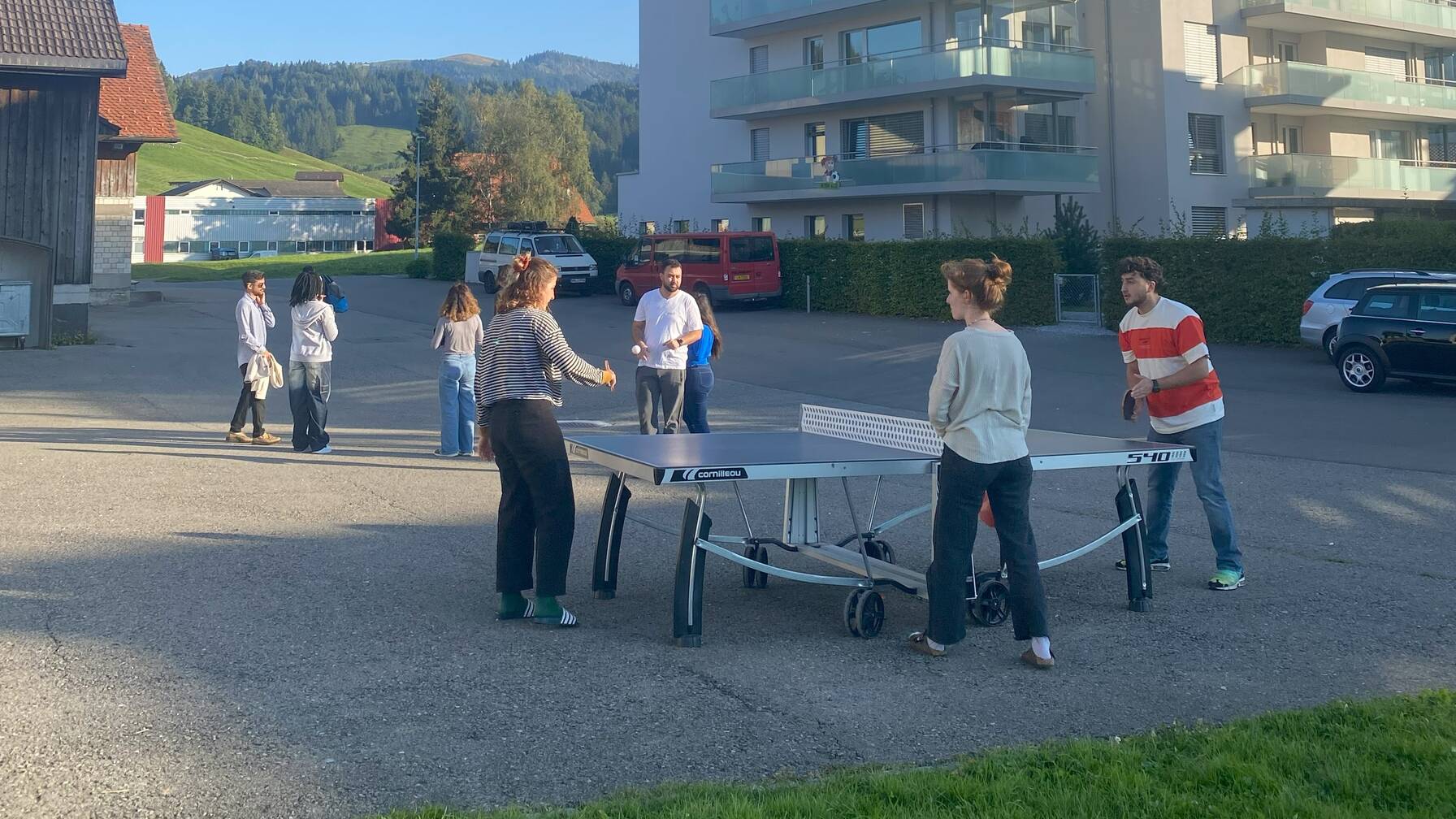 Ping Pong, Basketball, Tanzen und vieles mehr stand auf dem Programm.