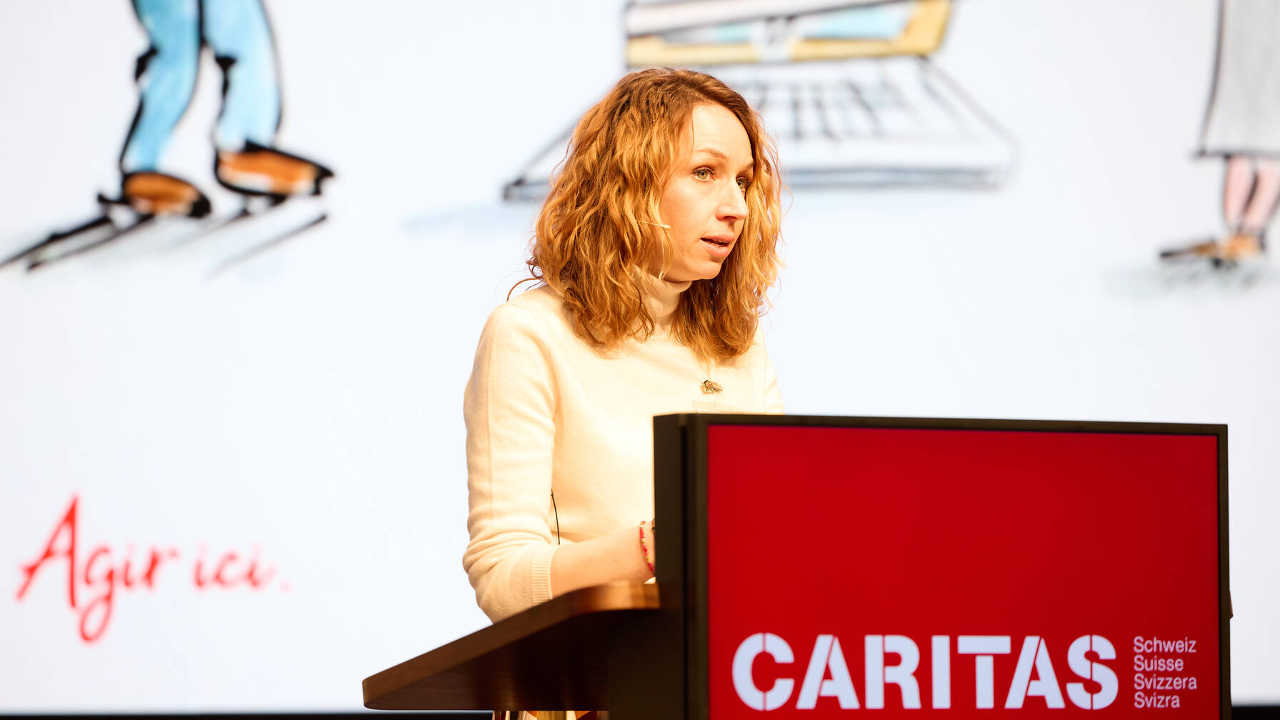 Valentina Staedler der Caritas Waadt referiert zum Thema Digitale Chancengerechtigkeit