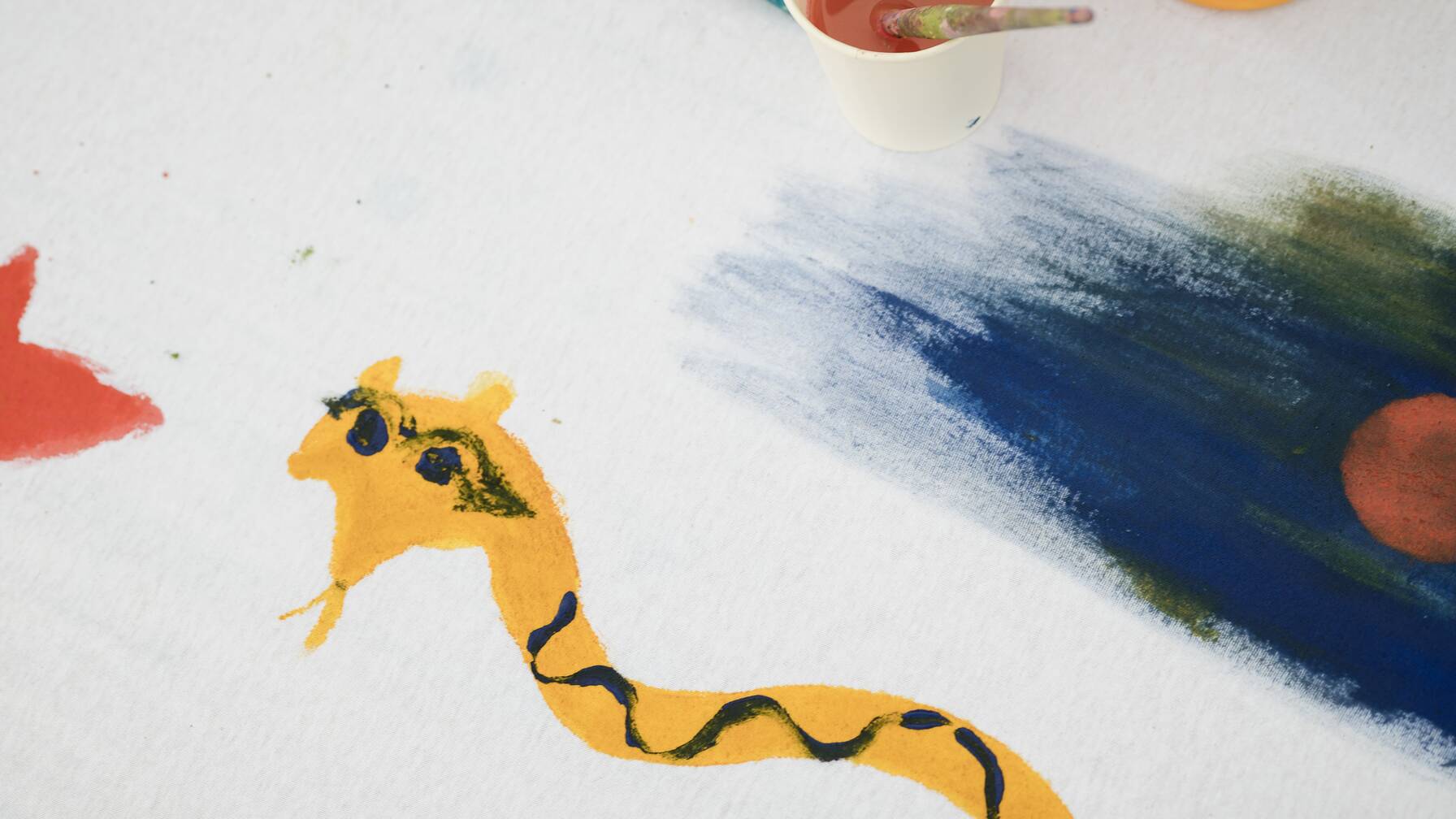 Impressionen aus dem Workshop «Malen mit Gewürzen» in Zürich